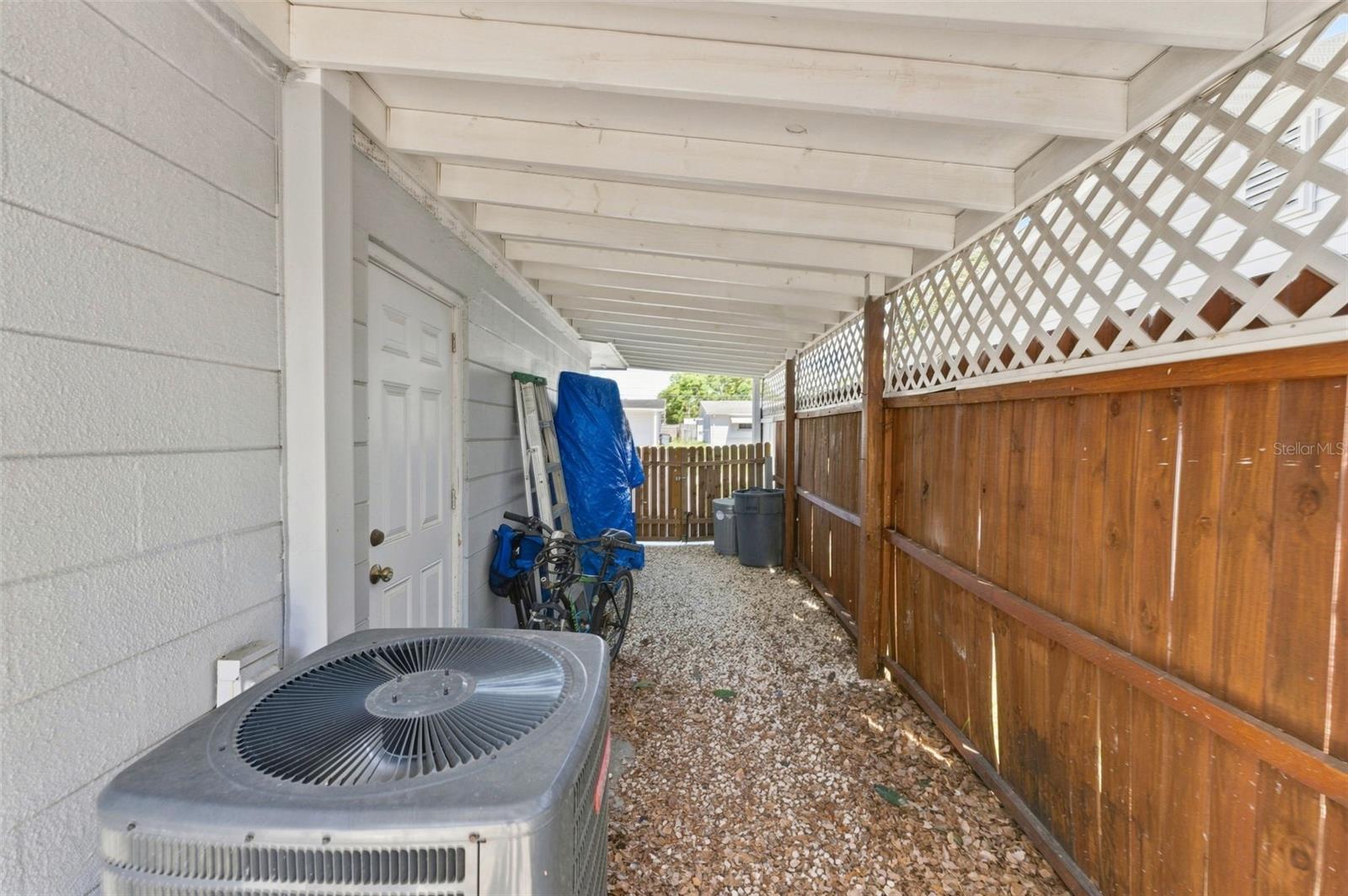 3607 LATIMER ST — photo 14