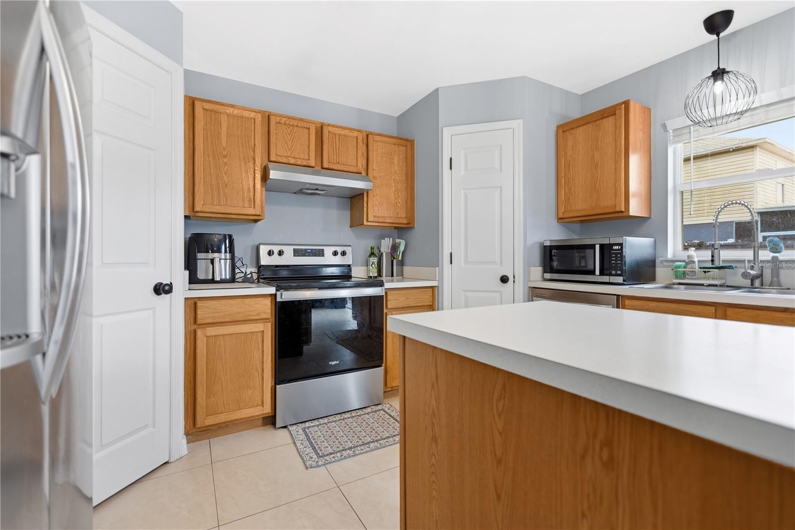 10304 RIVER BREAM DR — photo 8