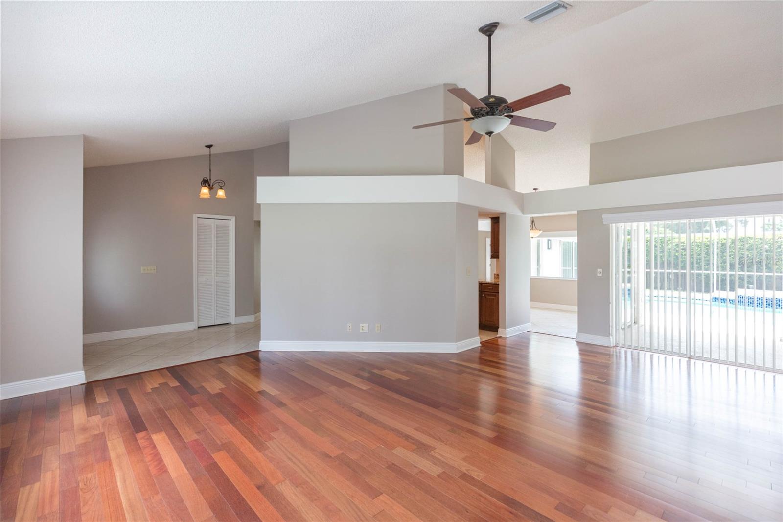 1405 OXFORDSHIRE CT — photo 10