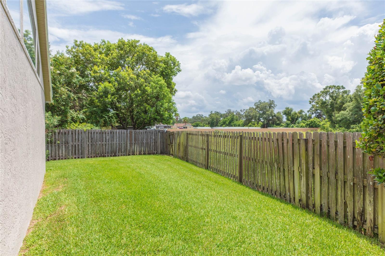 1405 OXFORDSHIRE CT — photo 58