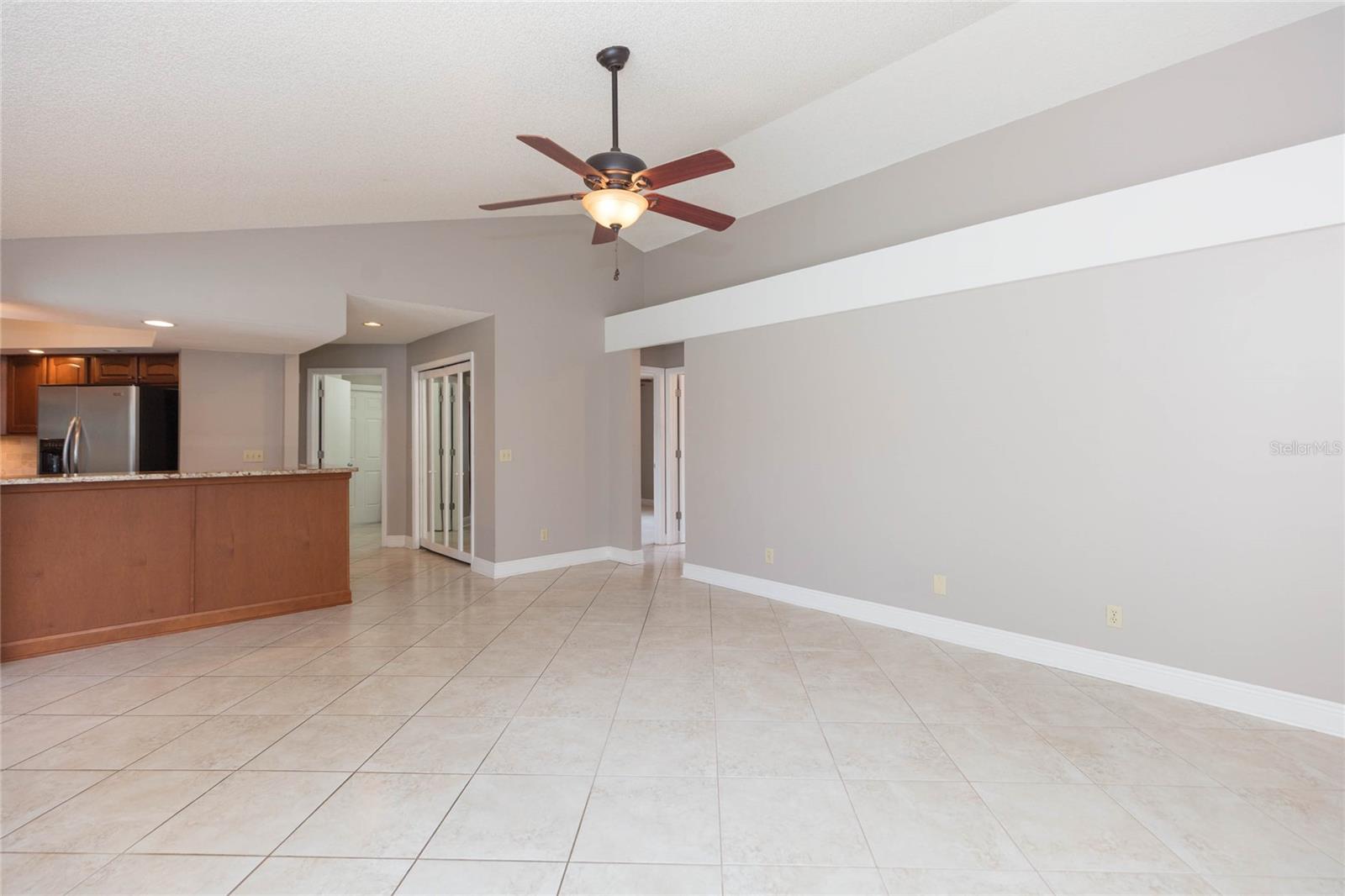 1405 OXFORDSHIRE CT — photo 25