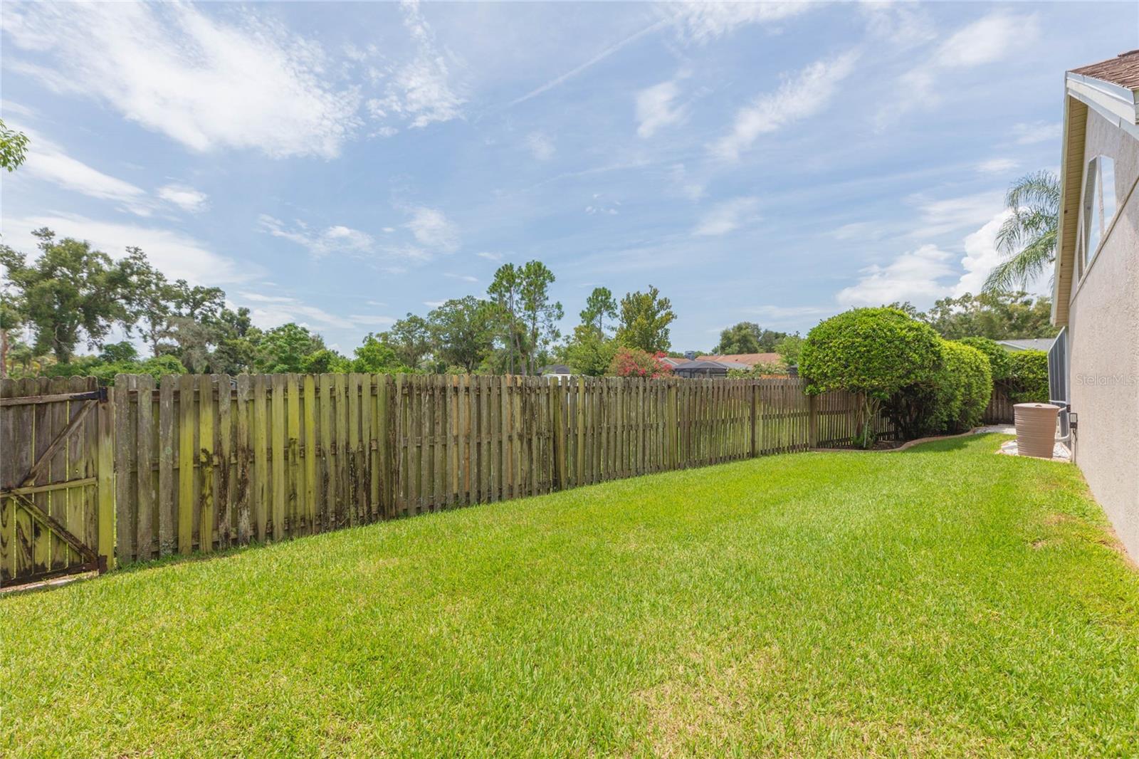 1405 OXFORDSHIRE CT — photo 60