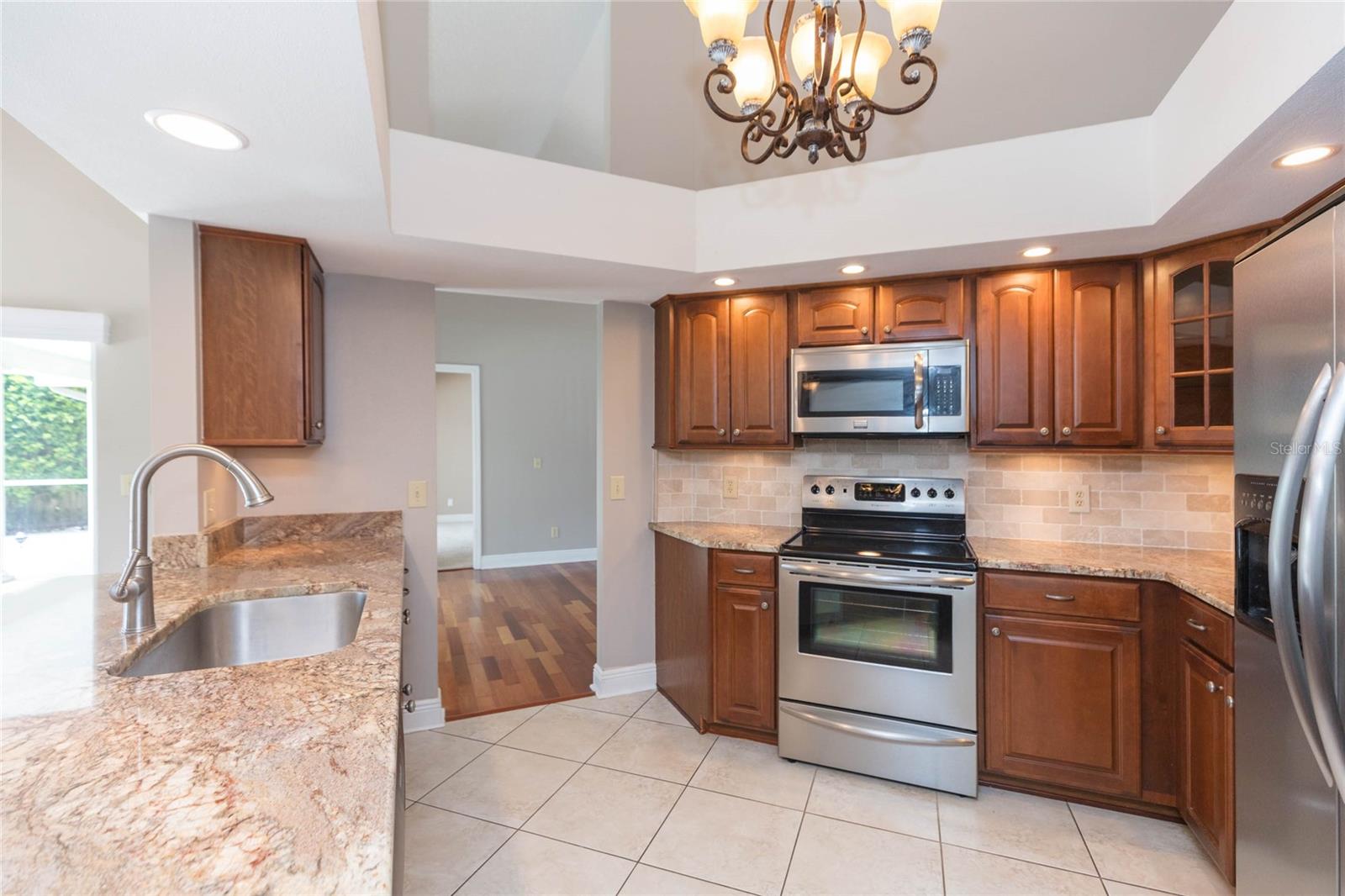 1405 OXFORDSHIRE CT — photo 14
