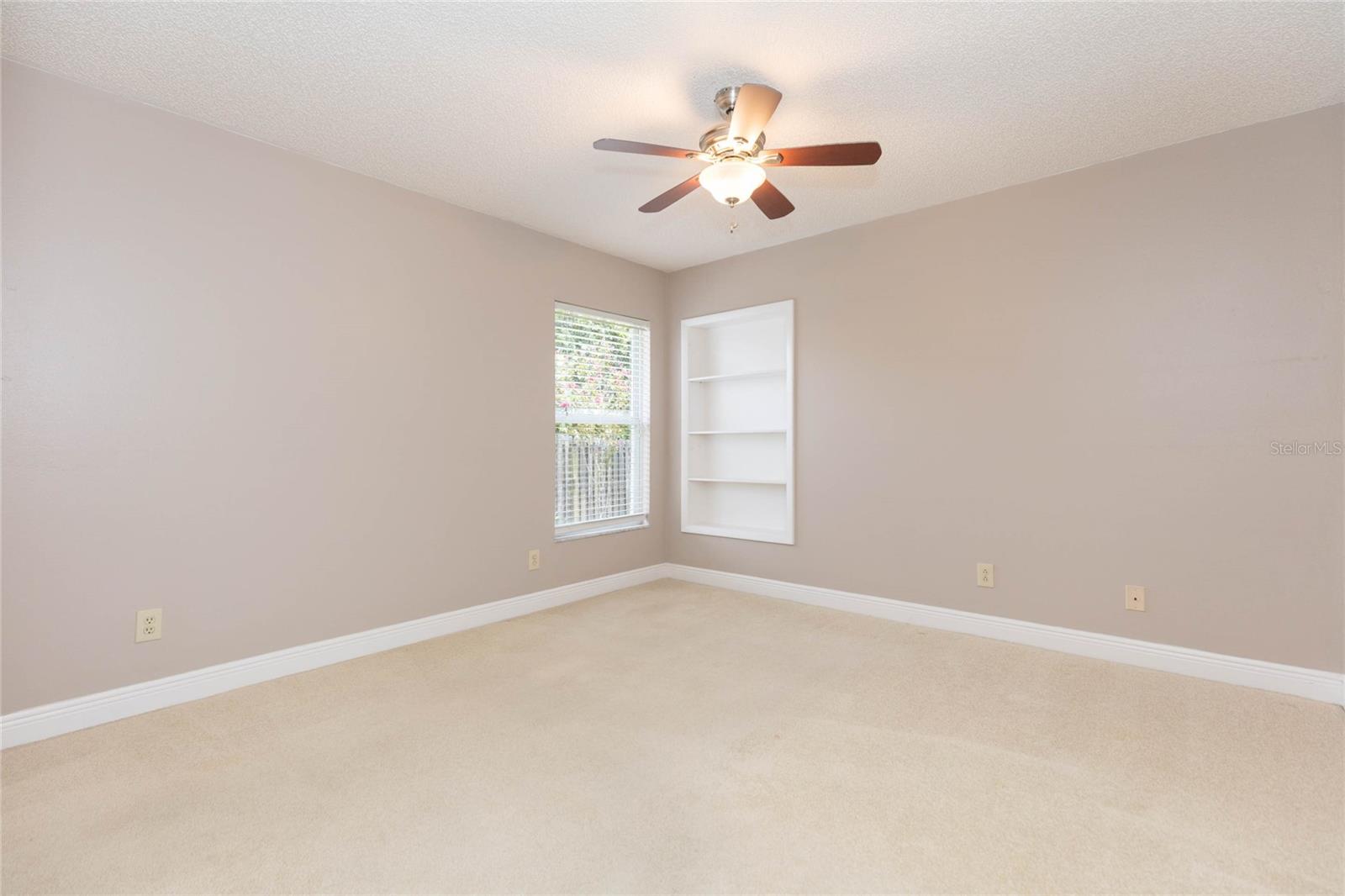1405 OXFORDSHIRE CT — photo 34