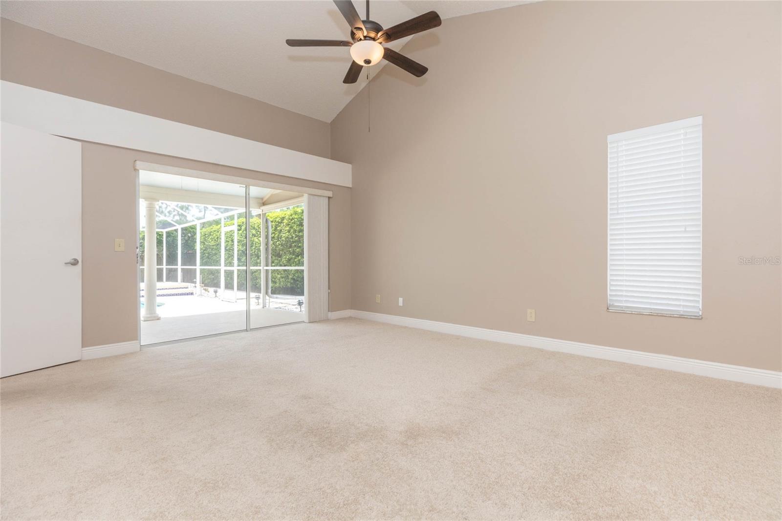 1405 OXFORDSHIRE CT — photo 38