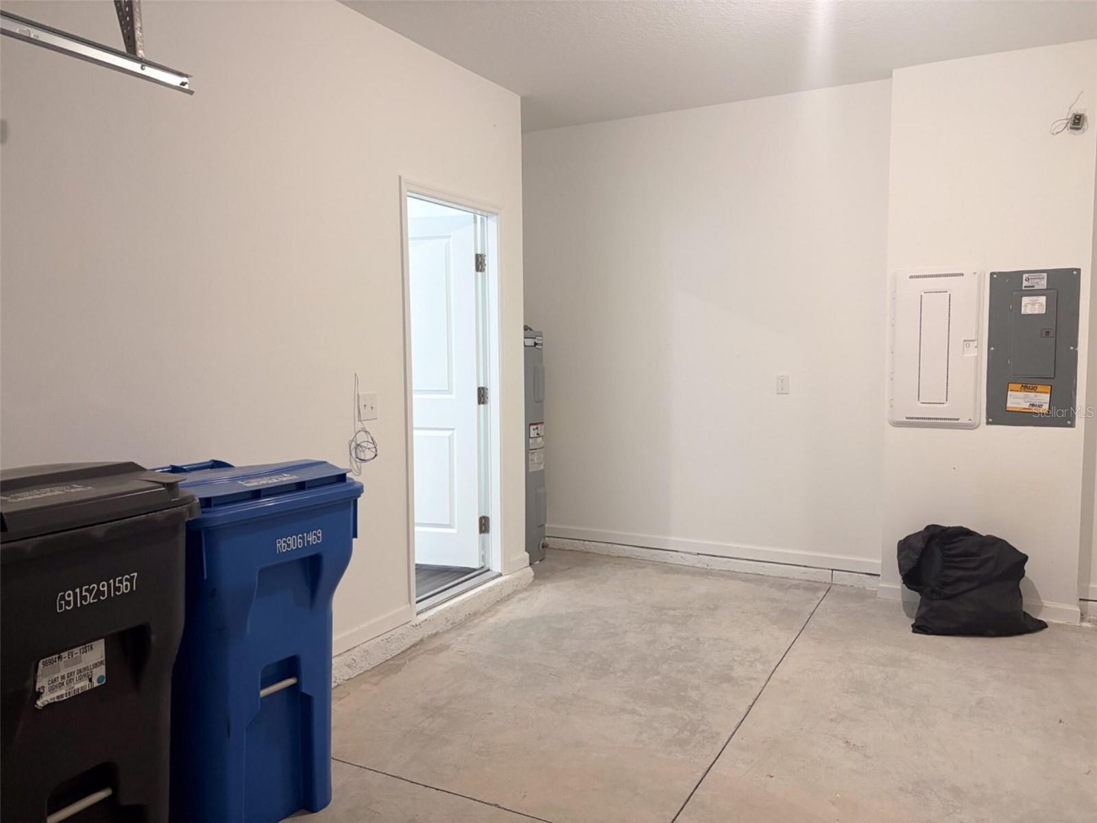 6371 KAY MORGAN LN — photo 32
