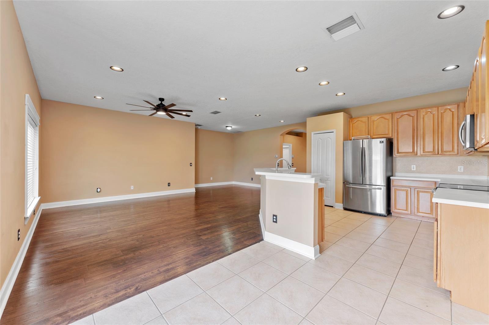 901 PARKER DEN DR — photo 15