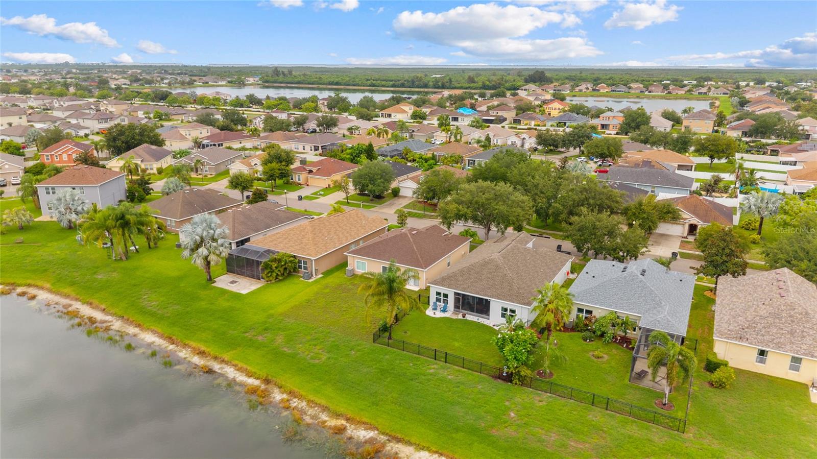 901 PARKER DEN DR — photo 42