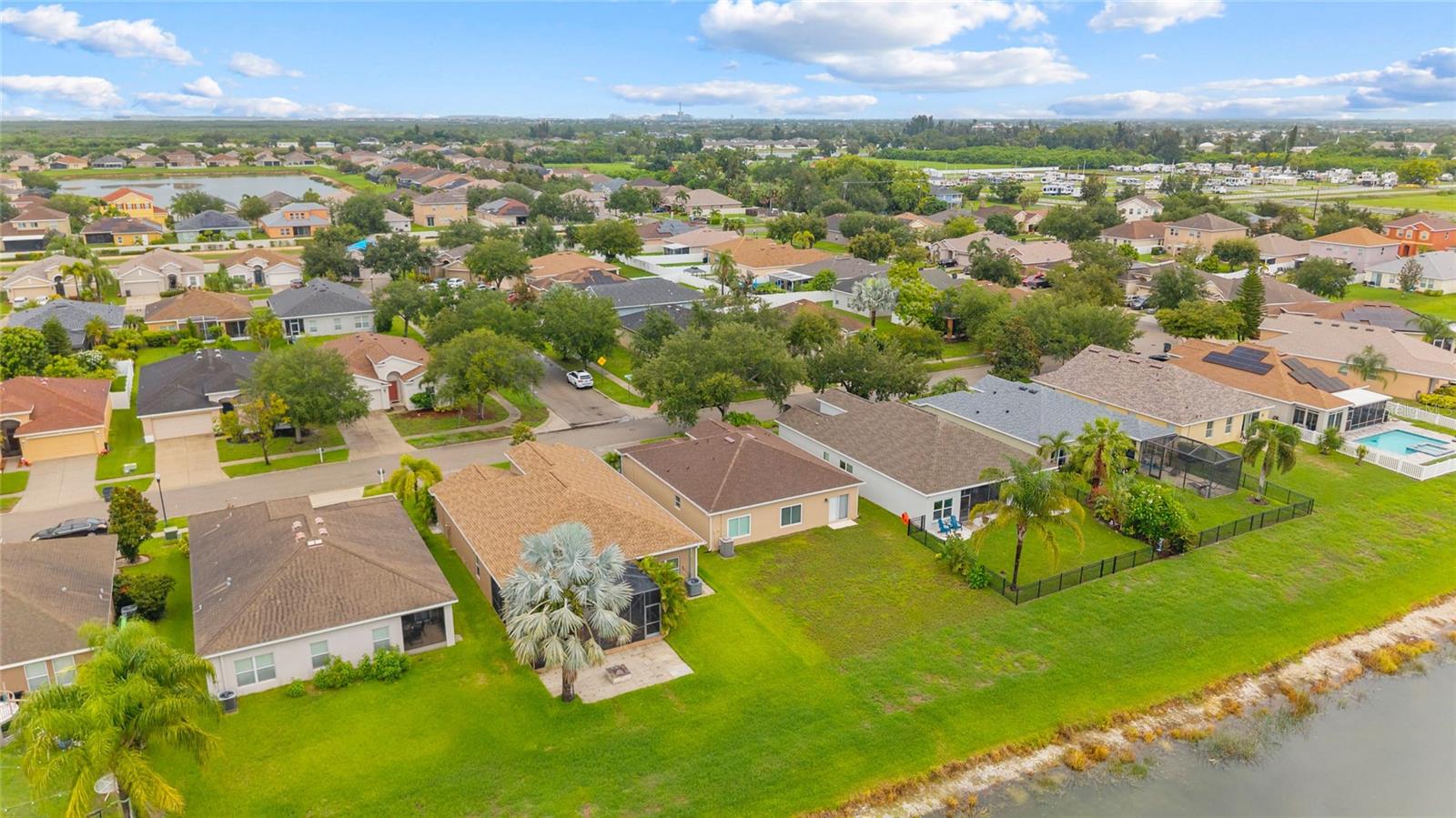 901 PARKER DEN DR — photo 41