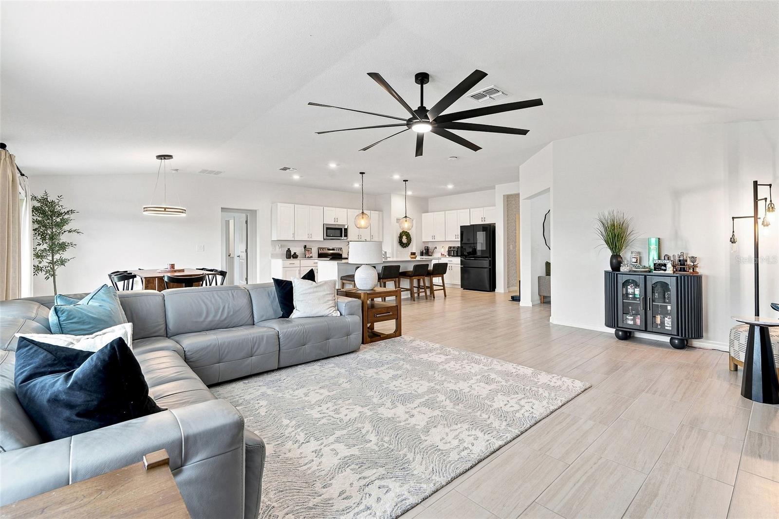 15173 RAINBOW QUARTZ ST — photo 16