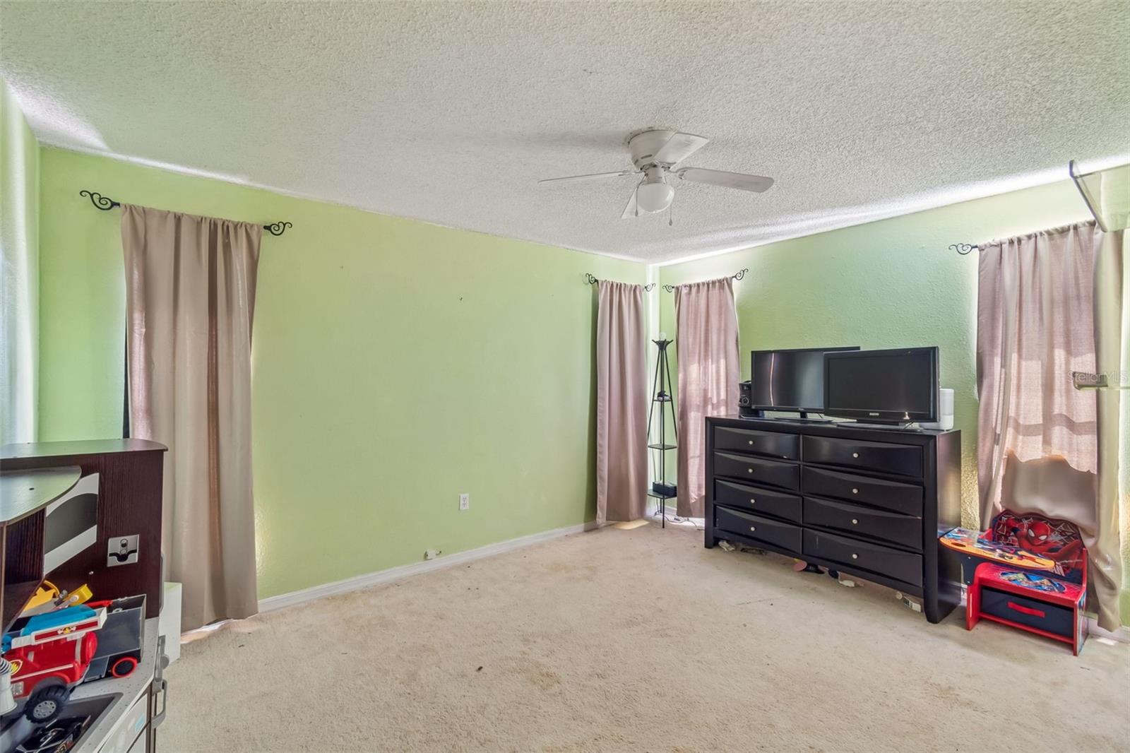 18632 ROSEMARY RD — photo 24