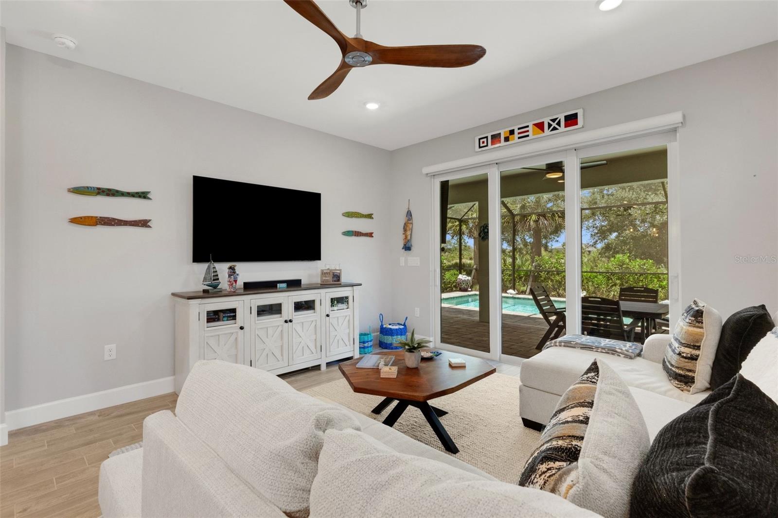 10374 ABACO FALLS DR — photo 14