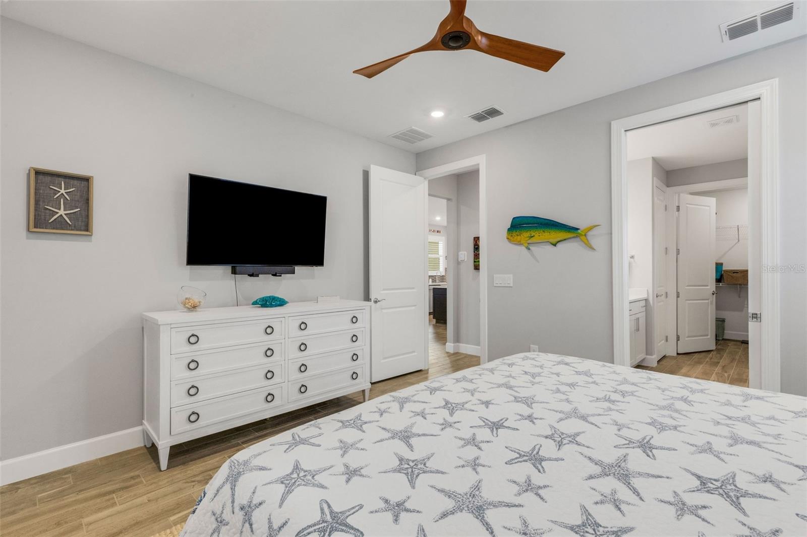 10374 ABACO FALLS DR — photo 24