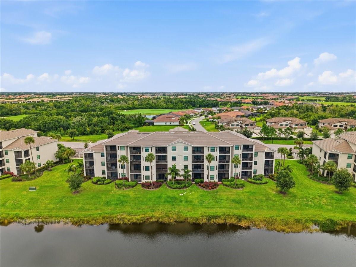 17520 GAWTHROP DR #305 — photo 34