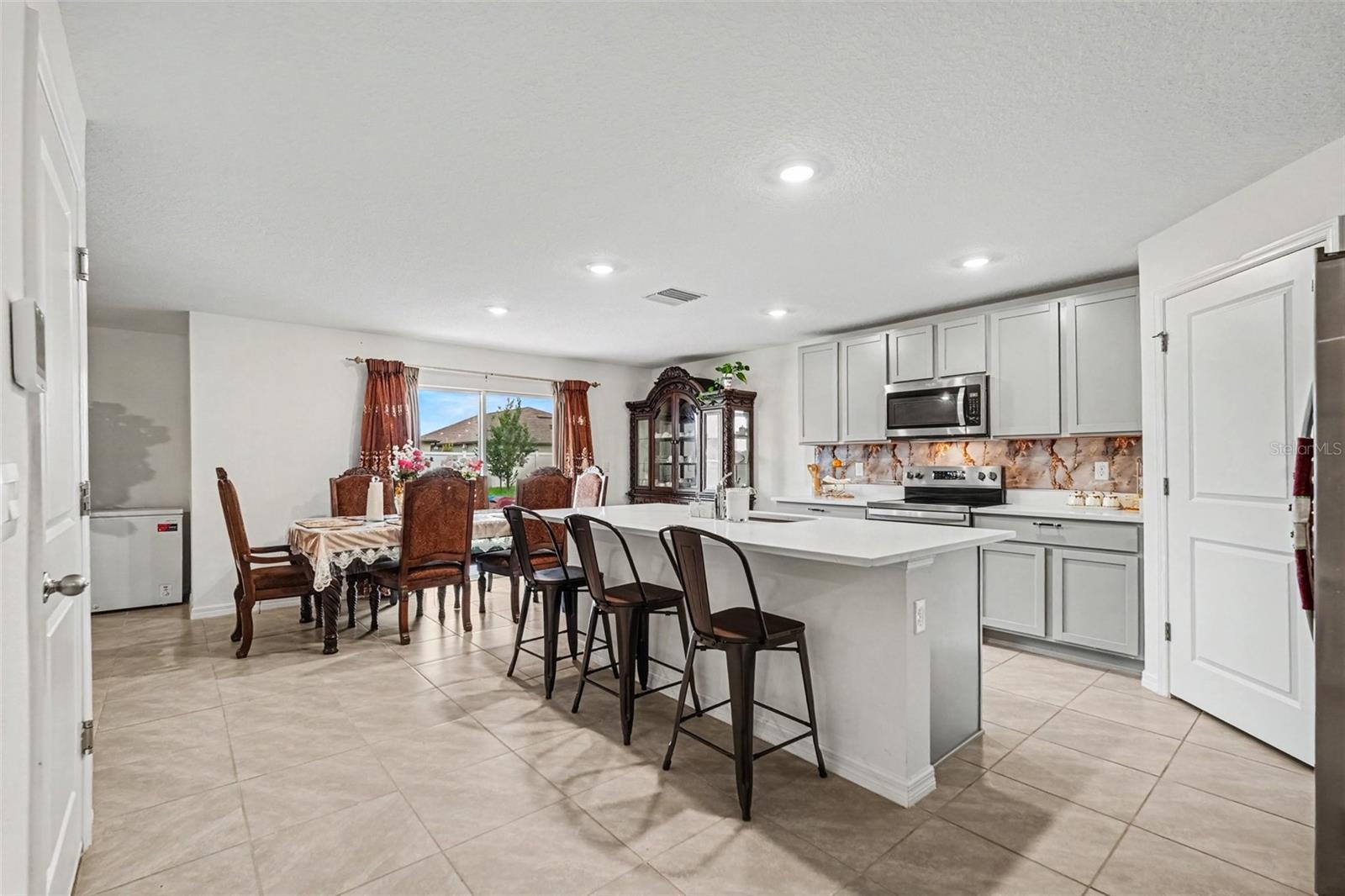 3601 CAPITAL RESERVE DR — photo 10