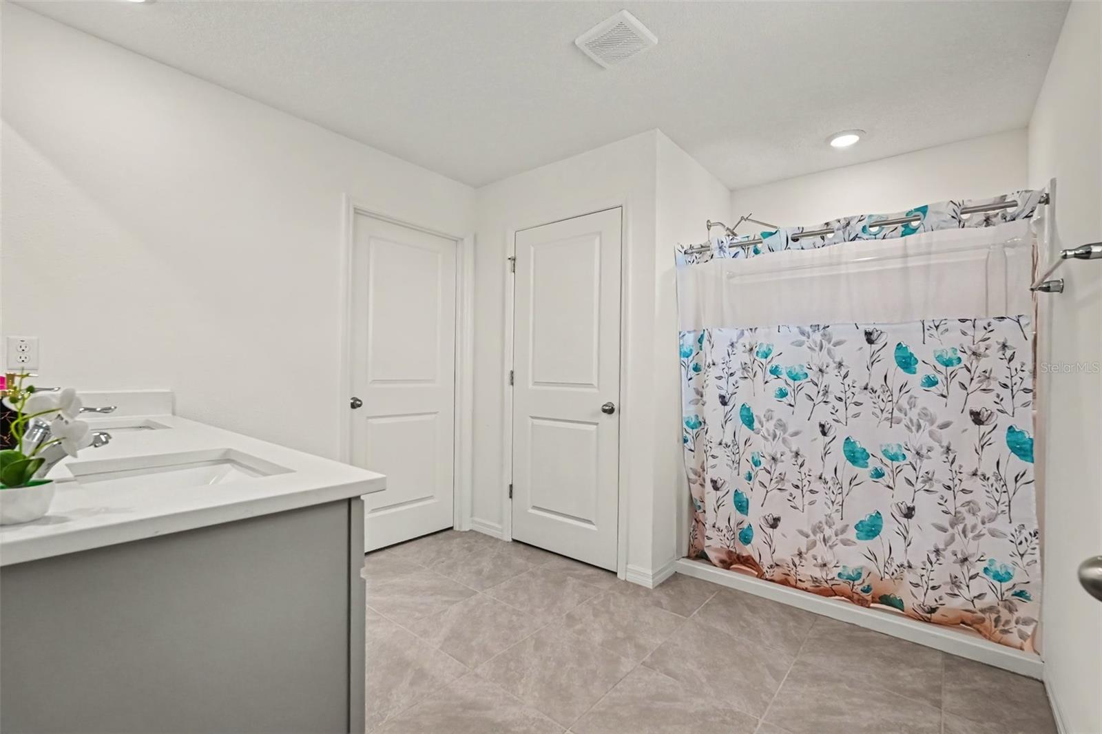 3601 CAPITAL RESERVE DR — photo 19