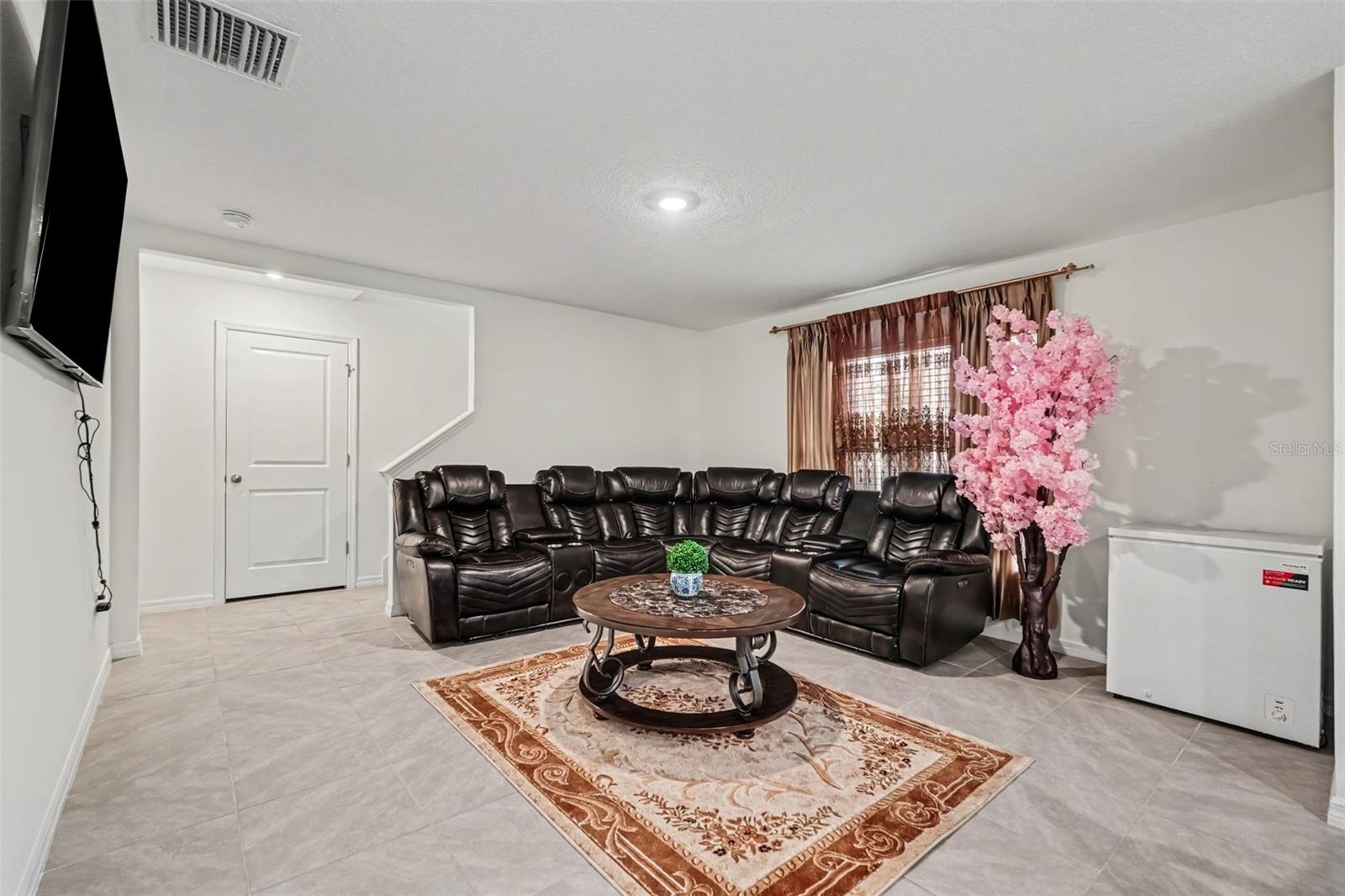 3601 CAPITAL RESERVE DR — photo 5