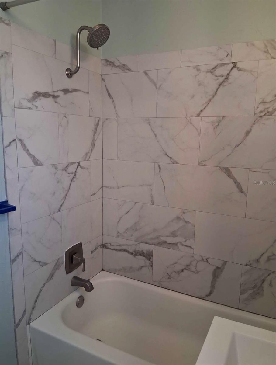 2741 PARMA ST — photo 39