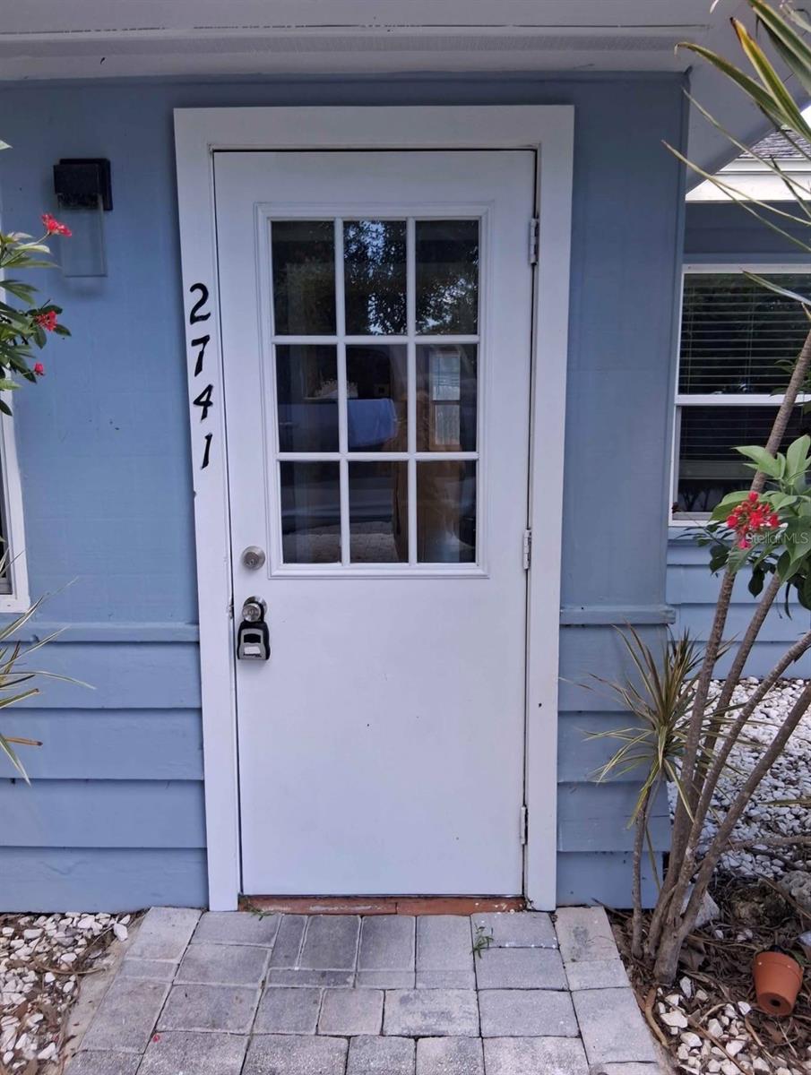 2741 PARMA ST — photo 25