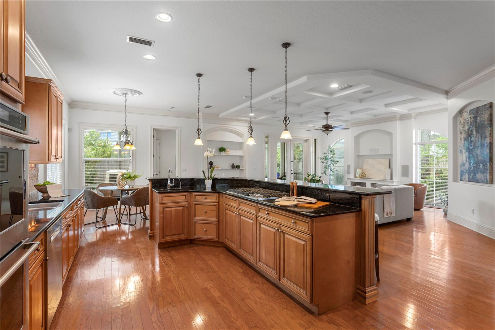 3911 W DALE AVE — photo 18