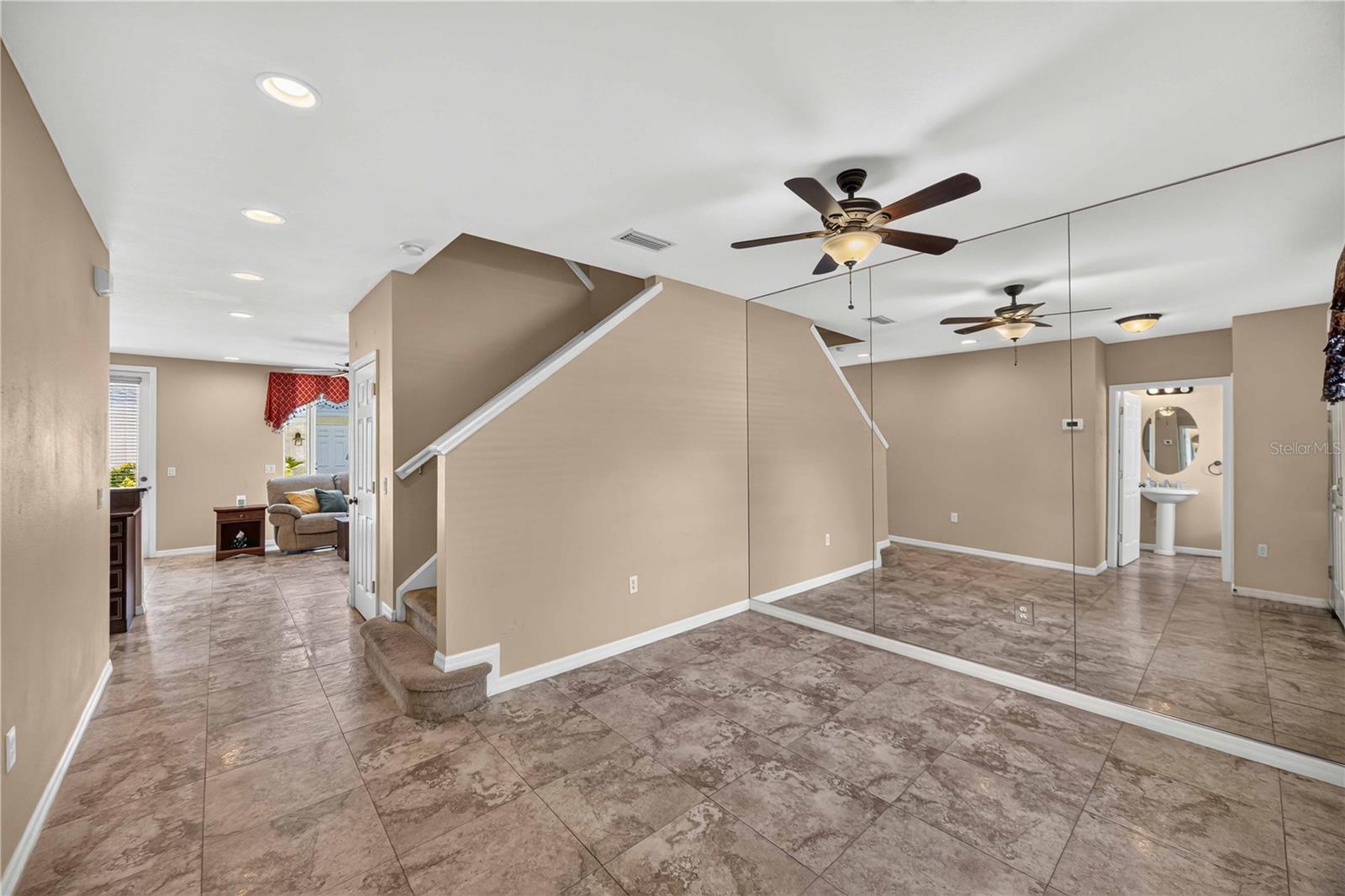 5653 WHITEHEAD ST — photo 3