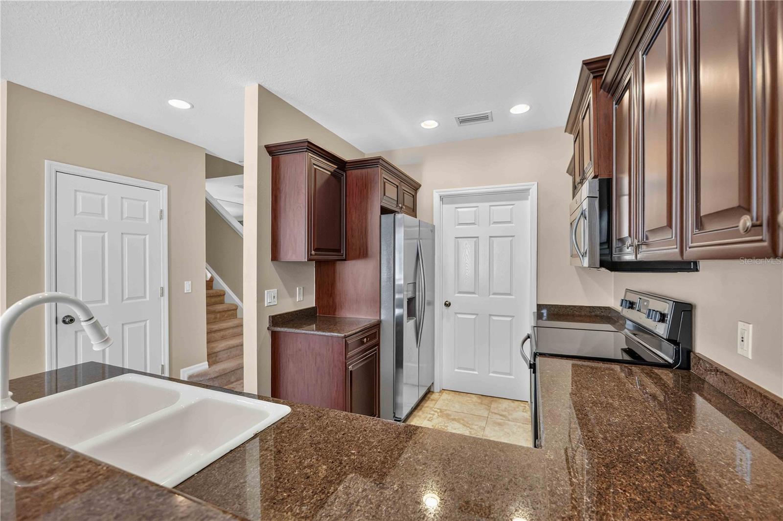 5653 WHITEHEAD ST — photo 21