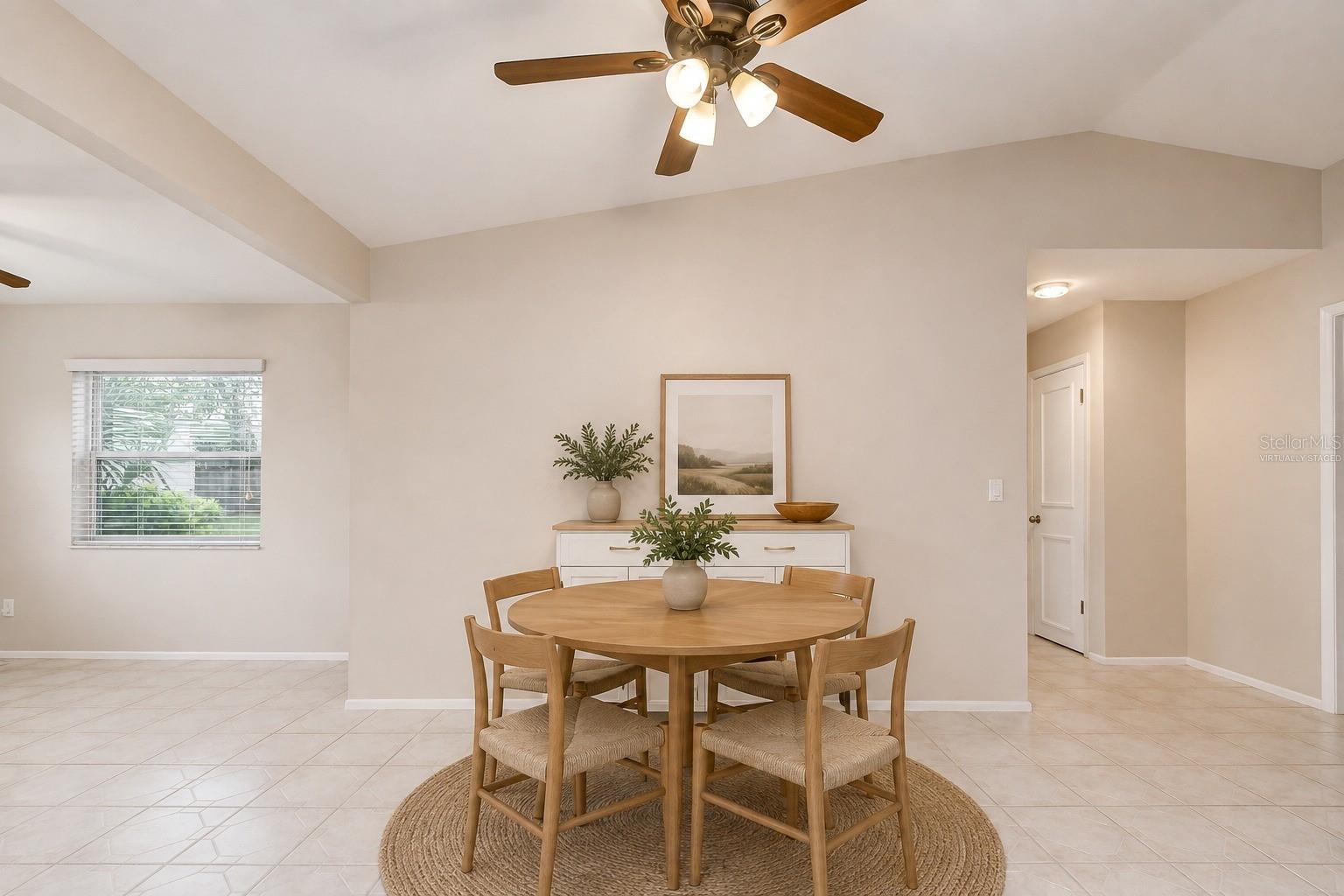 8811 MARTINIQUE LN — photo 32