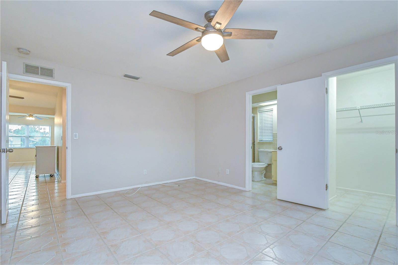 8811 MARTINIQUE LN — photo 34