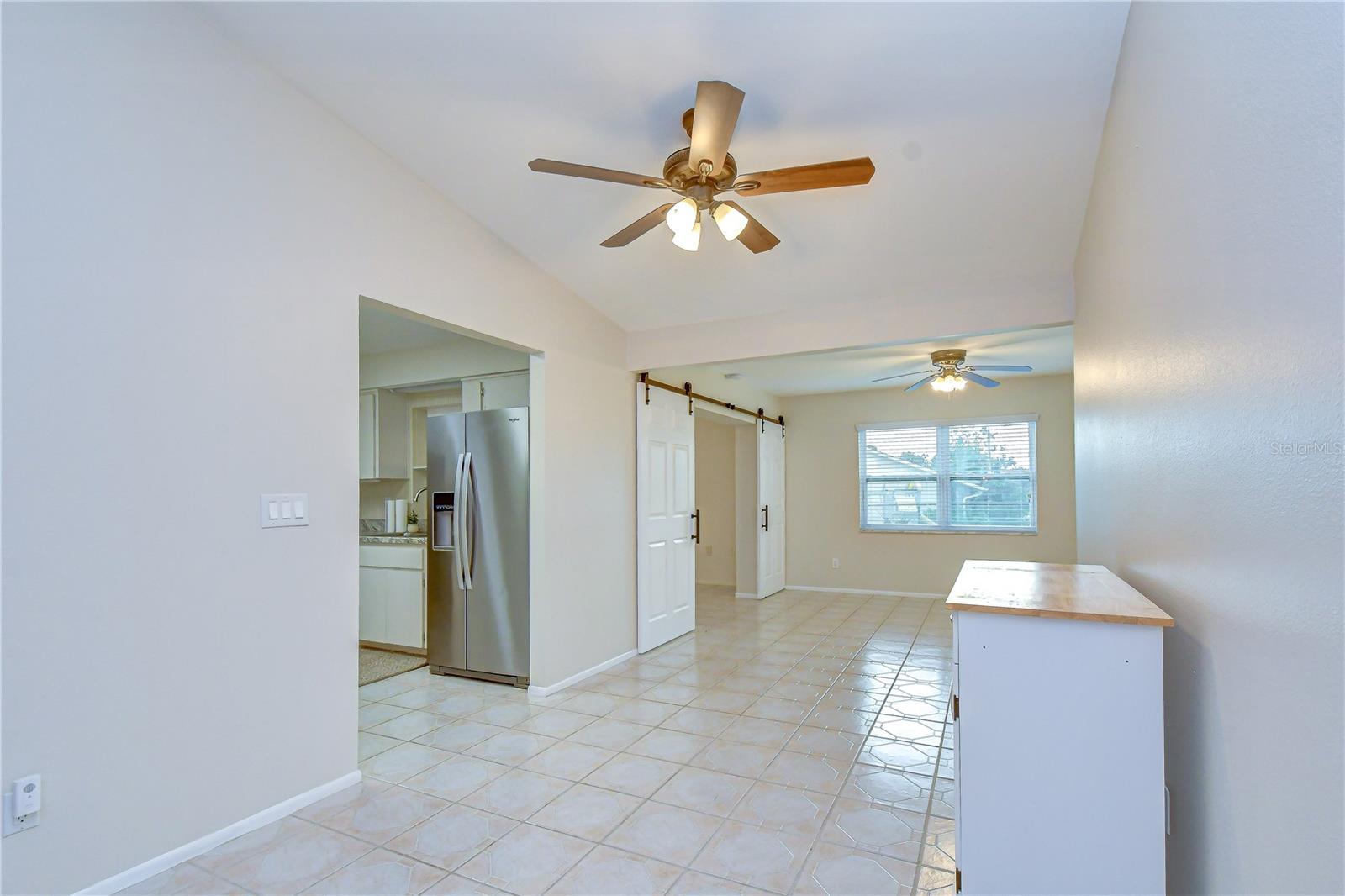 8811 MARTINIQUE LN — photo 15