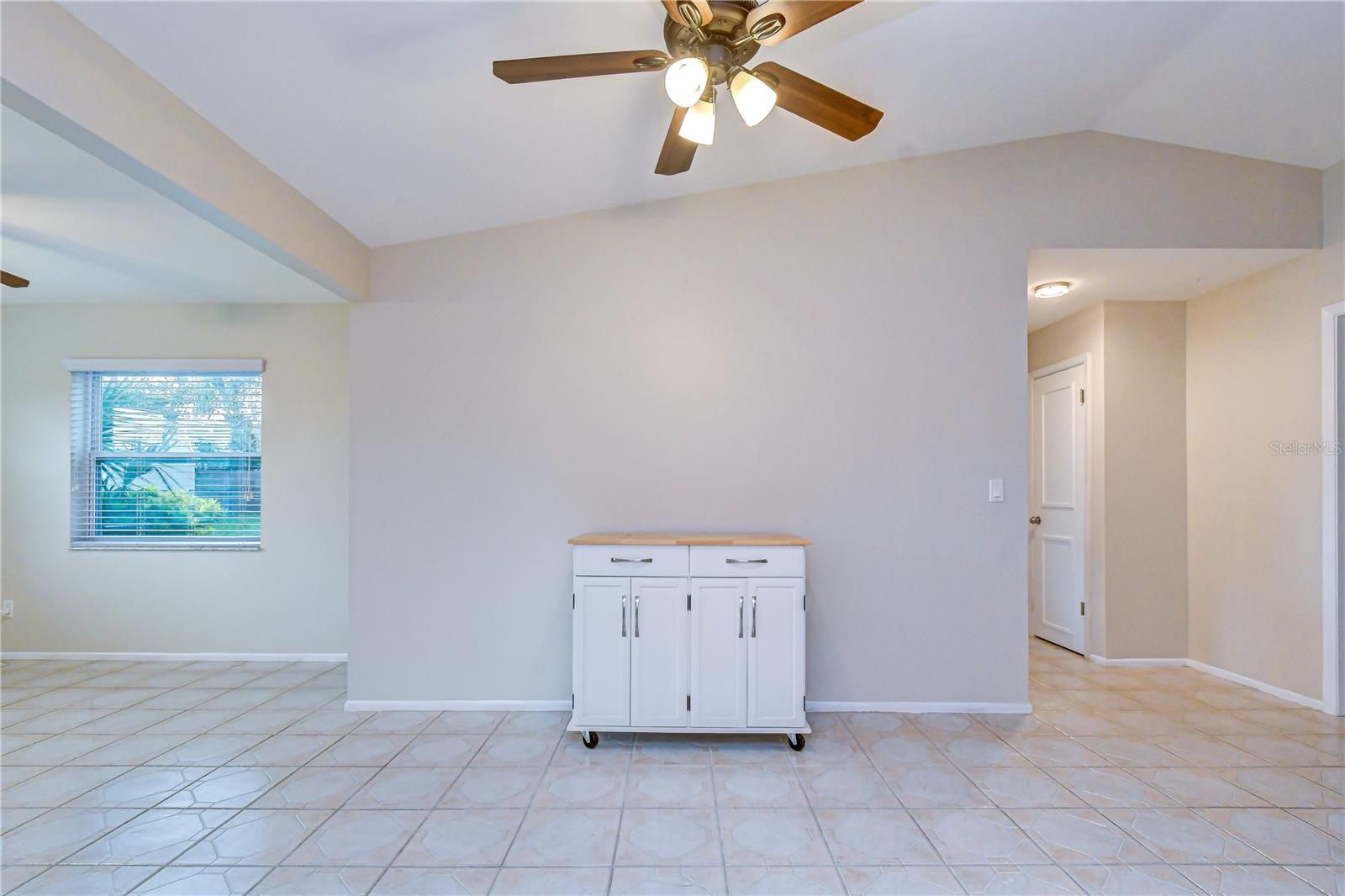 8811 MARTINIQUE LN — photo 31