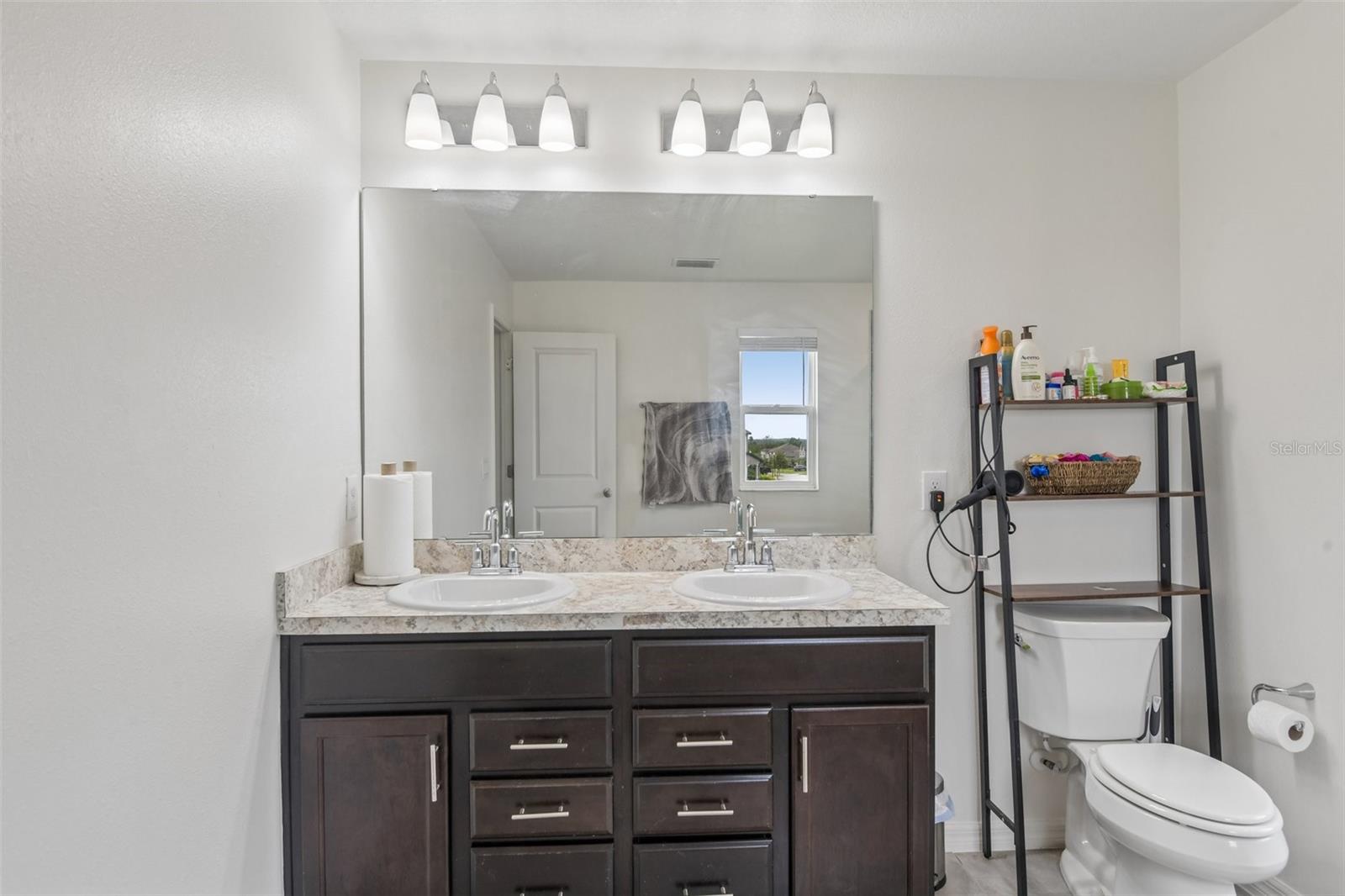 9963 SUNRISE VIEW CT — photo 35