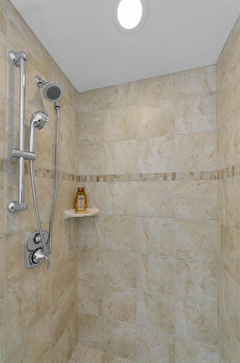 331 CLEVELAND ST #312 — photo 39