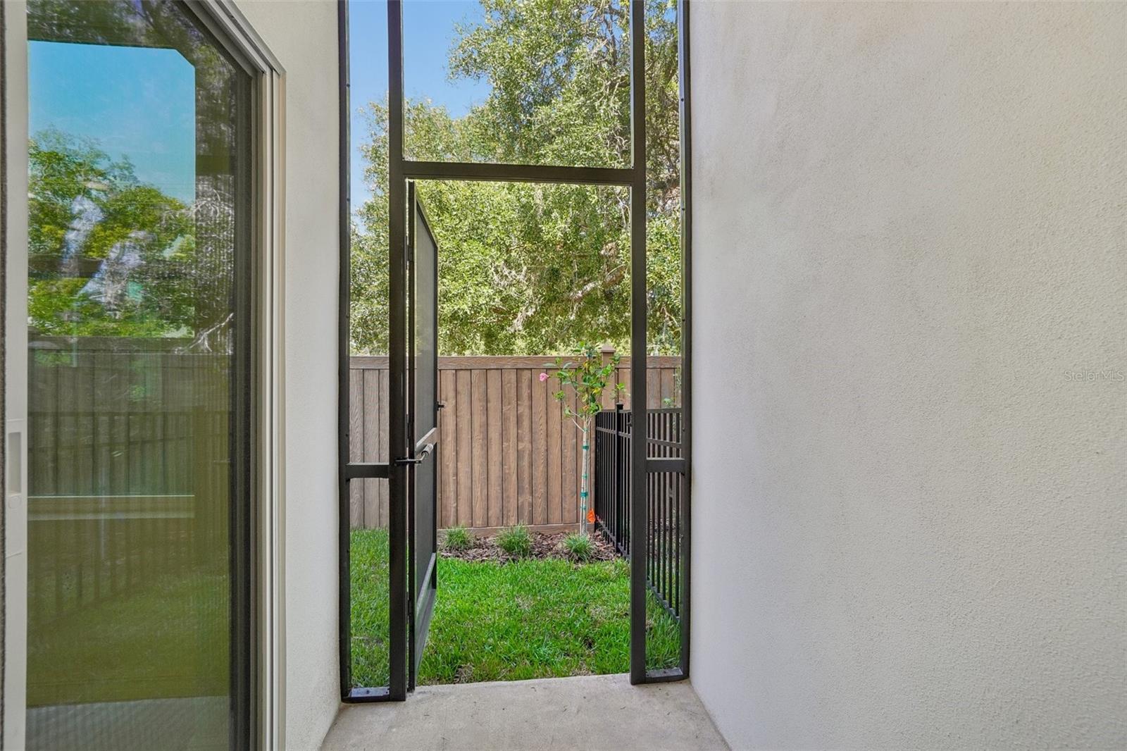 640 SILVER STREAM CT — photo 34