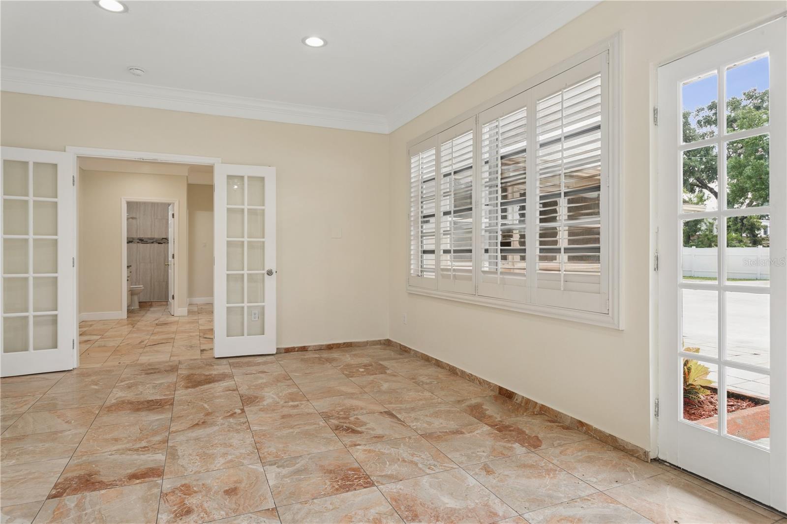 4701 N HABANA AVE — photo 5