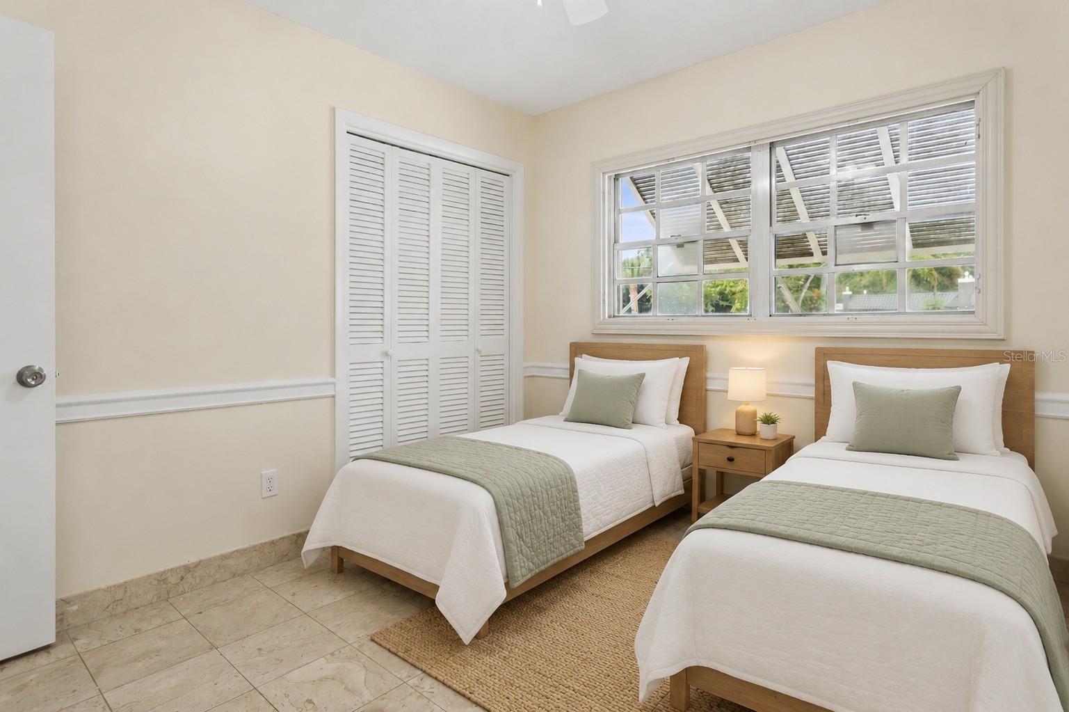 4701 N HABANA AVE — photo 13