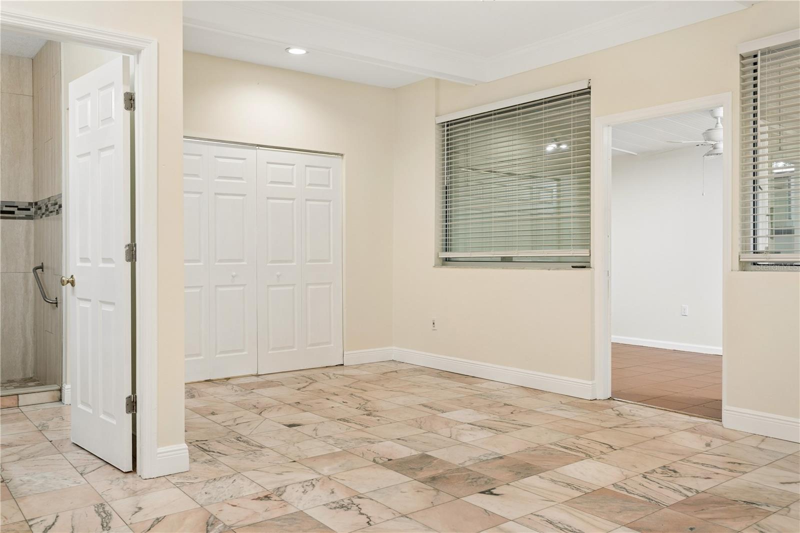 4701 N HABANA AVE — photo 11
