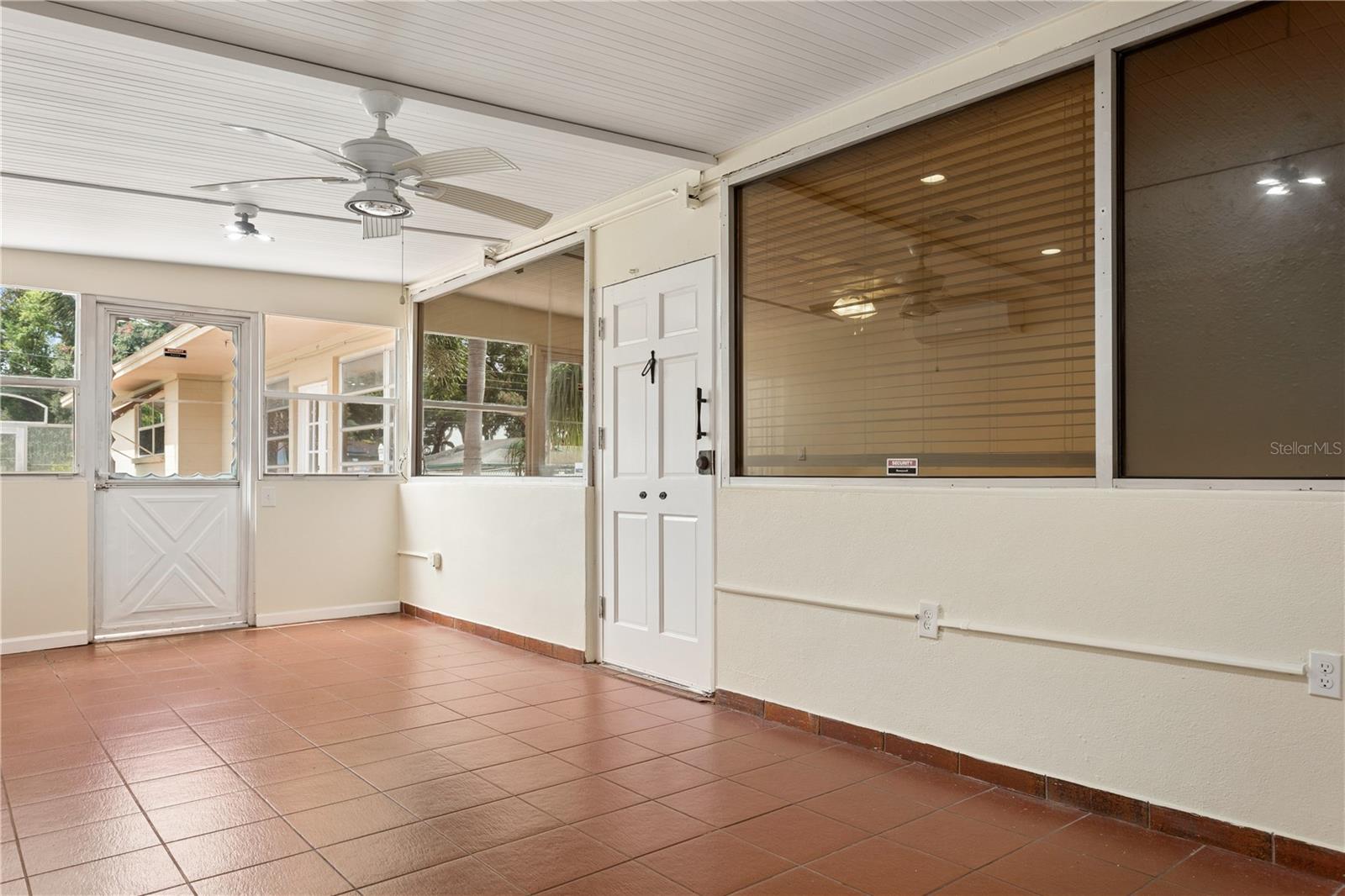 4701 N HABANA AVE — photo 26
