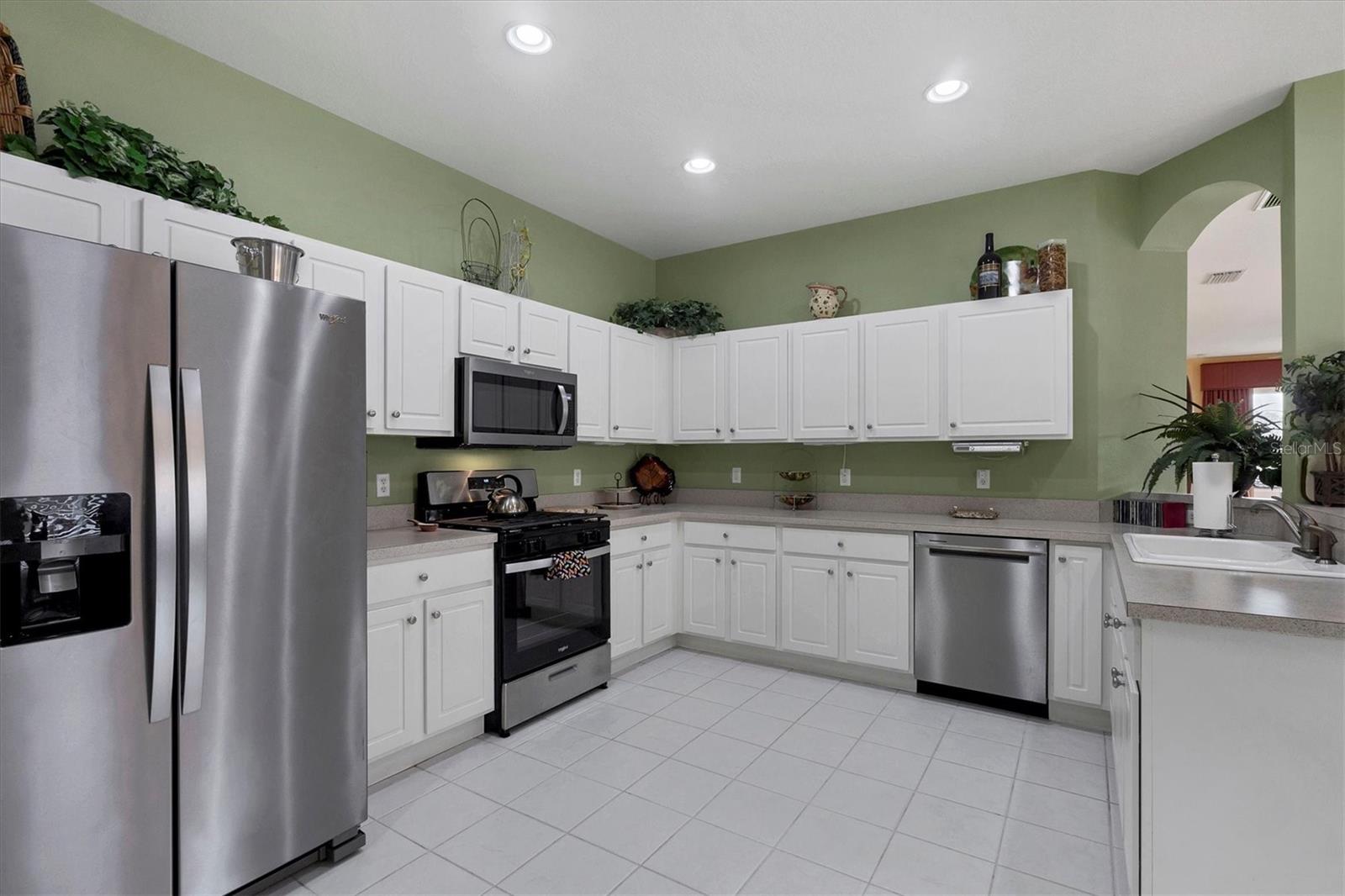 4301 WHISPERING OAKS DR — photo 15