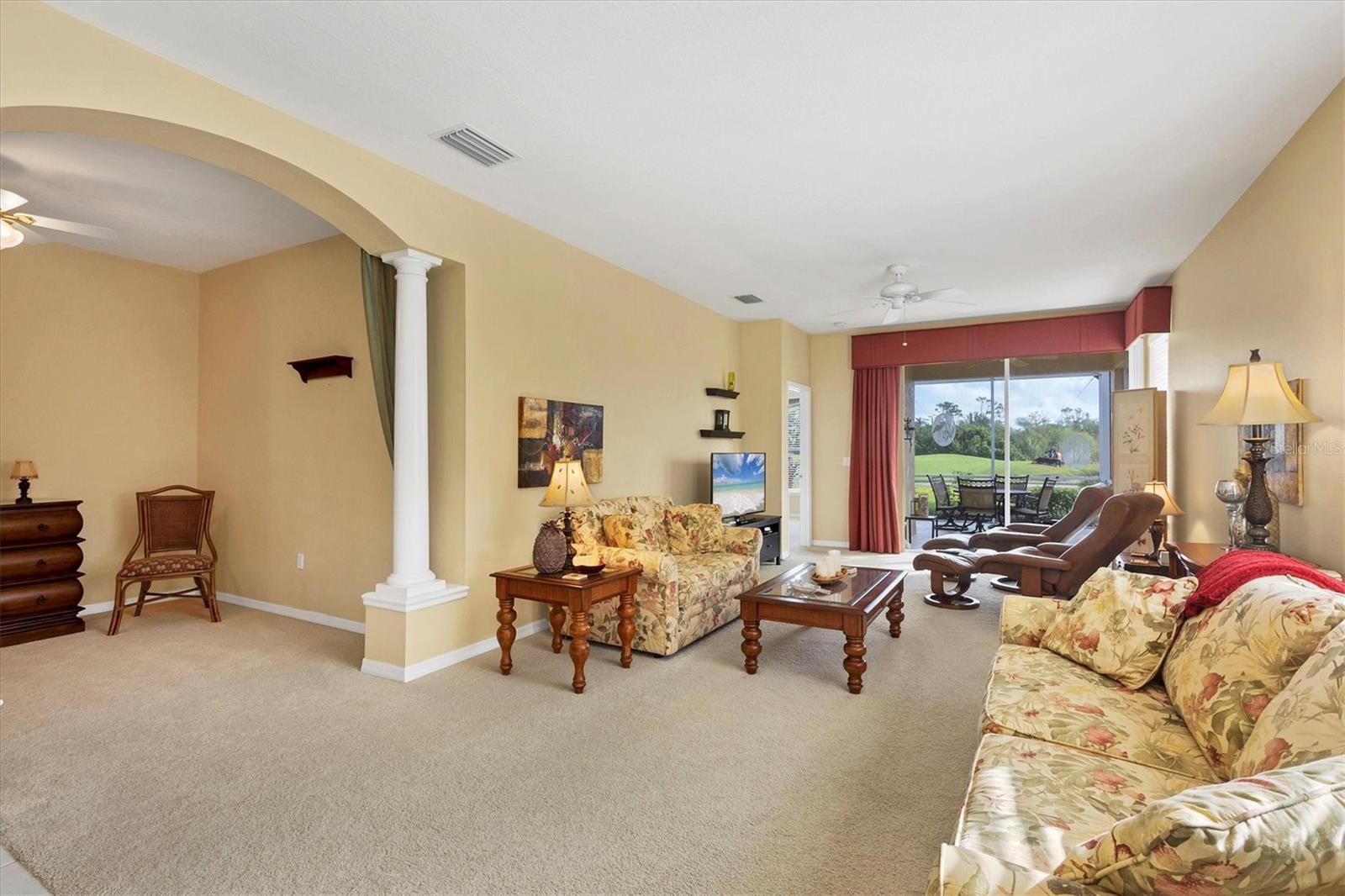 4301 WHISPERING OAKS DR — photo 9