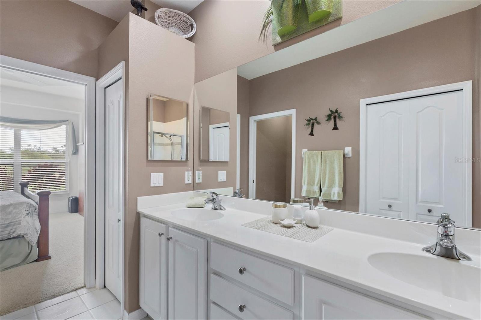 4301 WHISPERING OAKS DR — photo 25