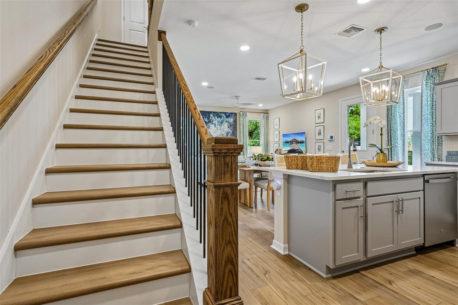 648 SILVER STREAM CT — photo 32