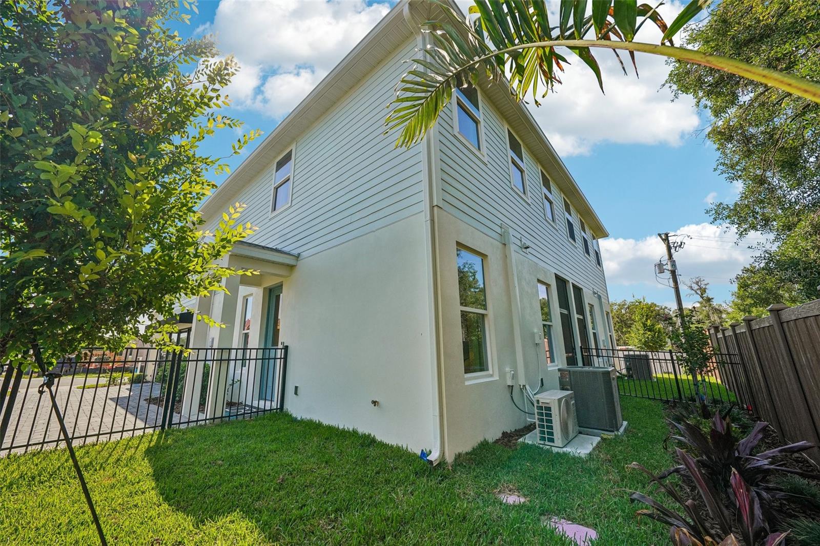 648 SILVER STREAM CT — photo 57