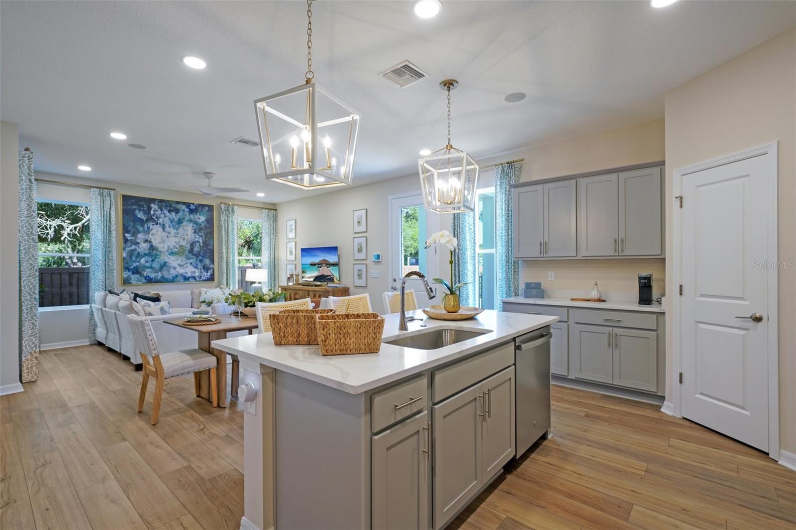 648 SILVER STREAM CT — photo 19