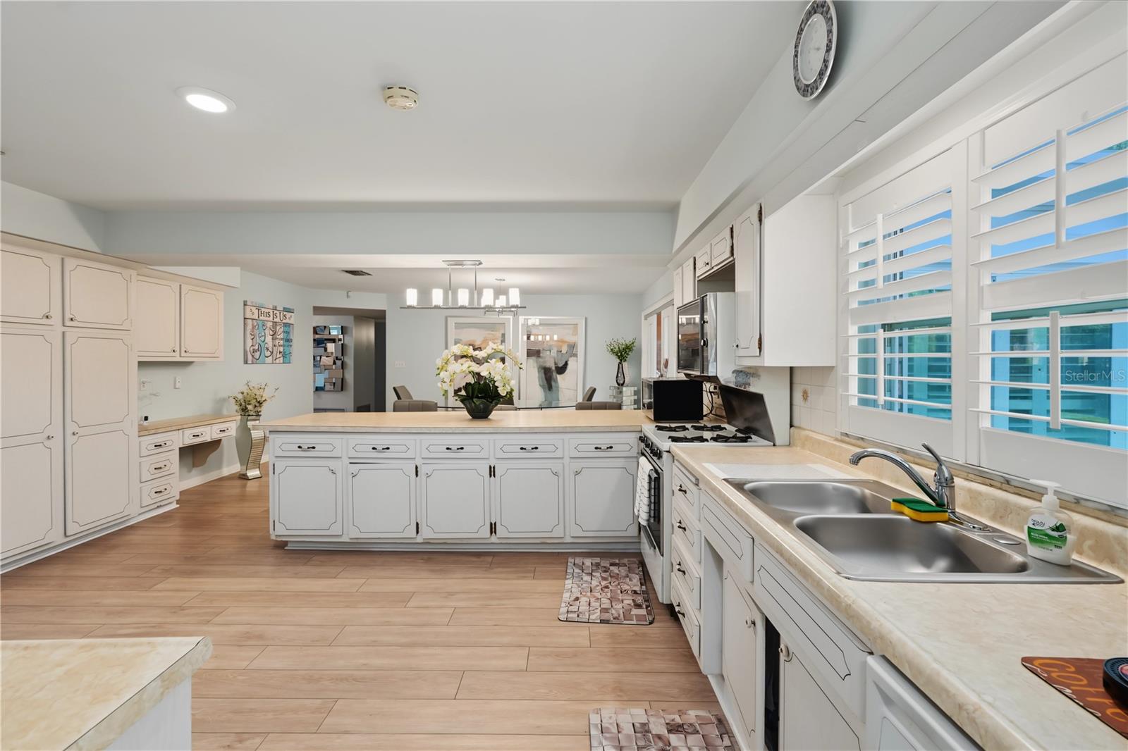 1609 MELODIE DR — photo 15