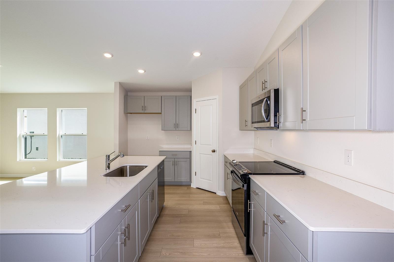 31702 OYSTER TRELLIS LN — photo 9