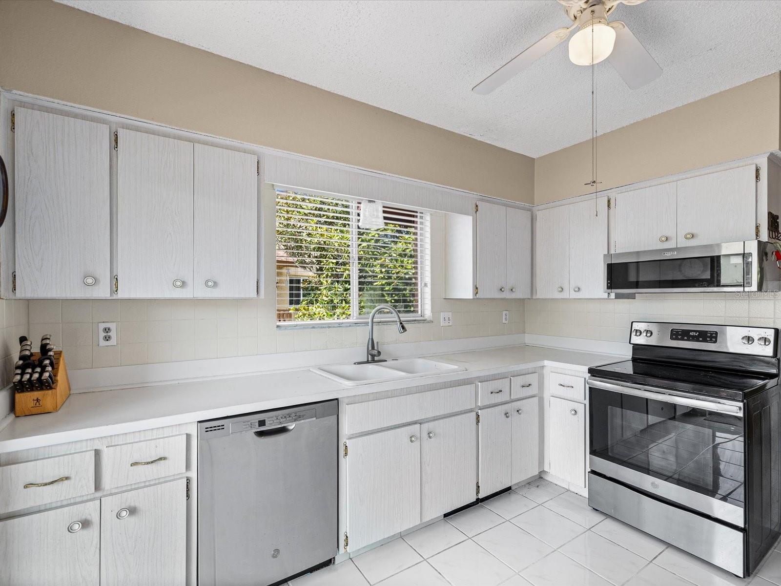 3843 LIGHTHOUSE WAY — photo 28