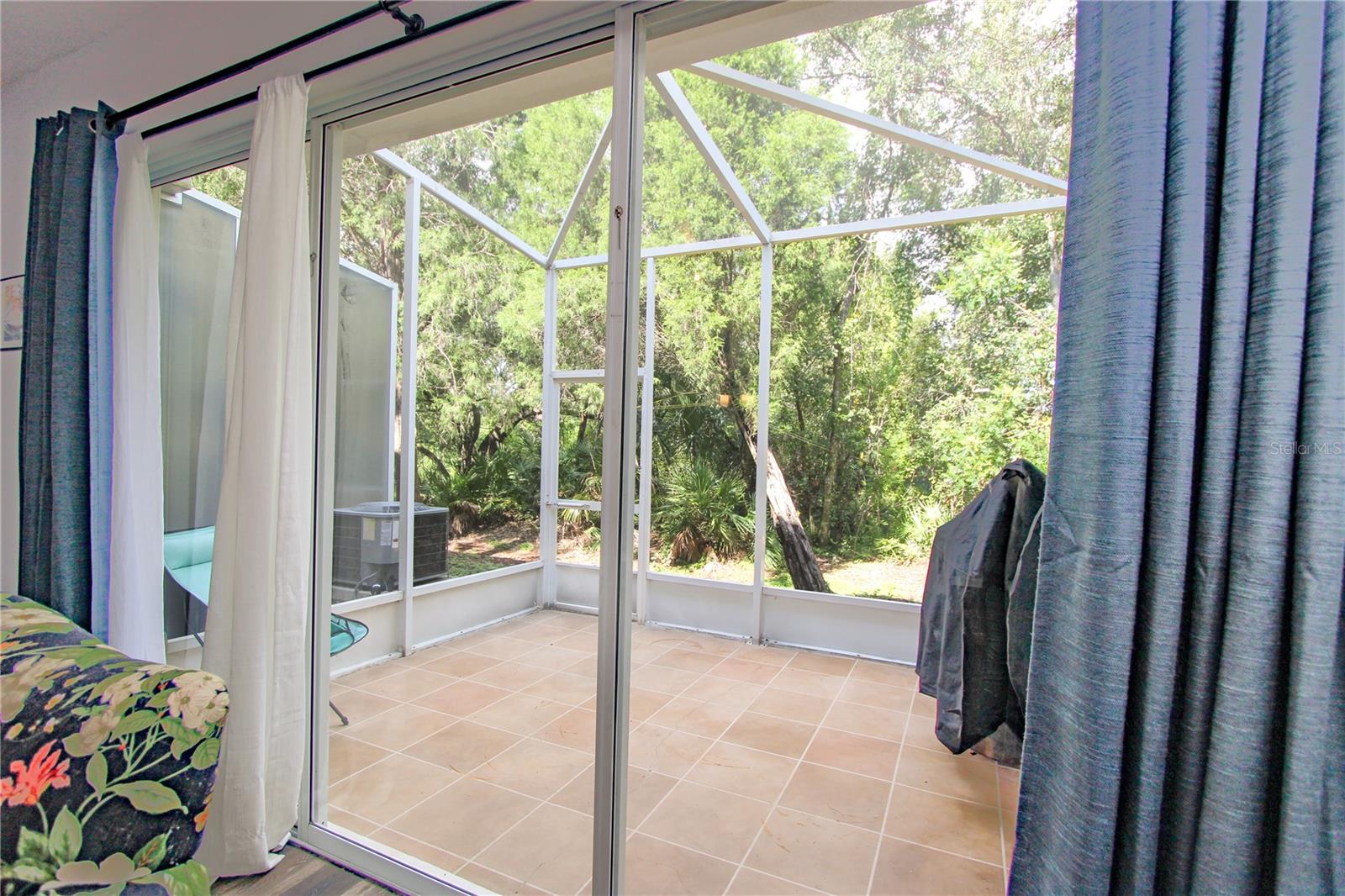 2722 CONCH HOLLOW DR — photo 21