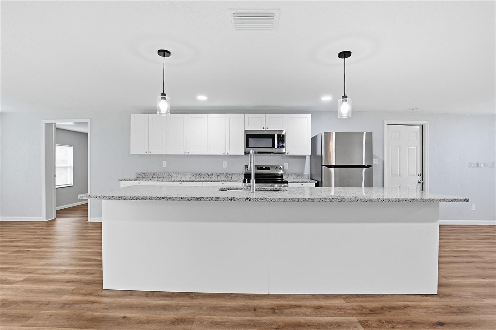 8531 HORIZON LN — photo 18