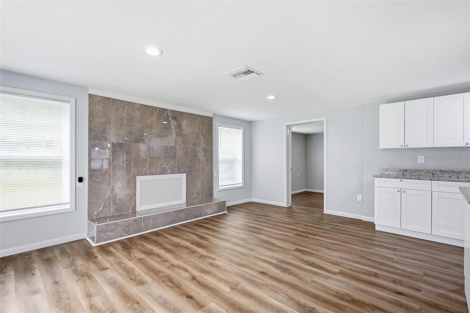 8531 HORIZON LN — photo 8