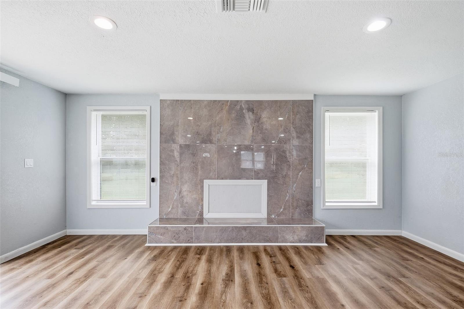 8531 HORIZON LN — photo 9
